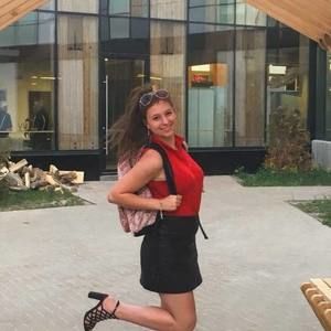 Meet your Posher, Anne-marie